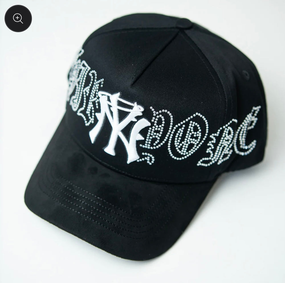 31 Hats "Crystals"