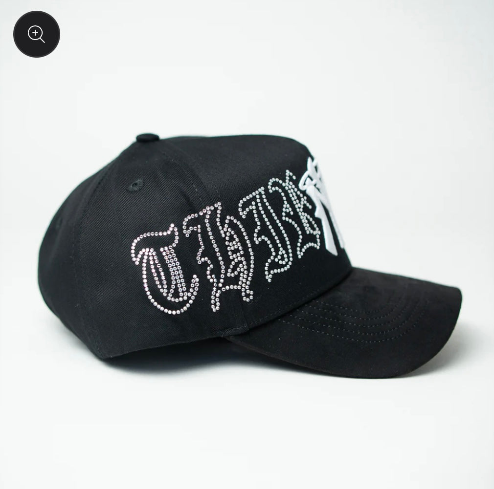31 Hats "Crystals"